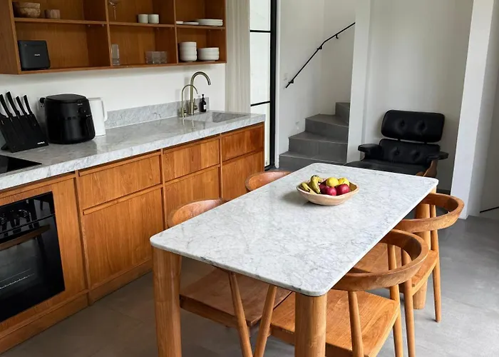 アパート Modern 1 Bedroom With Rooftop Near The