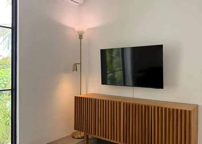 Modern 1 Bedroom With Rooftop Near The チャングー